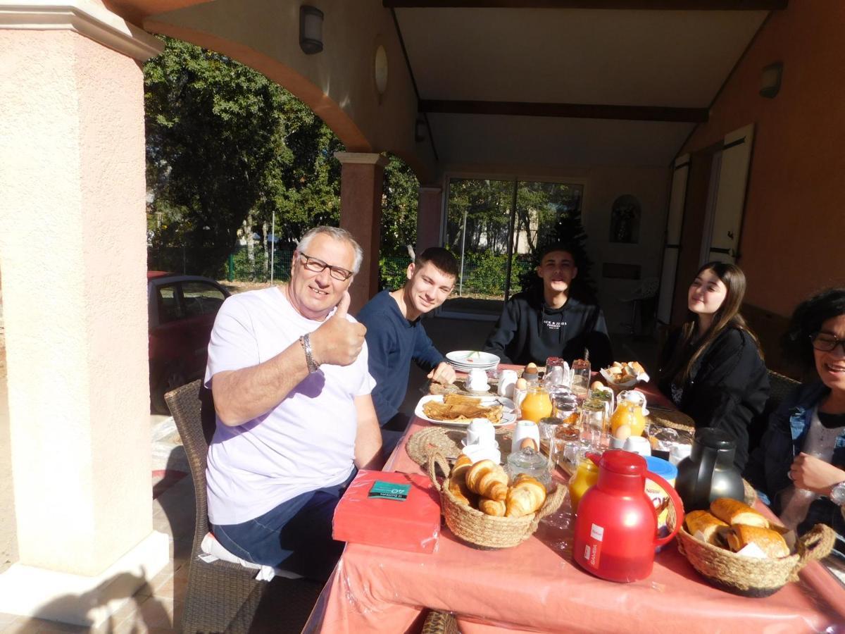 Bed and Breakfast Chez Marie Регюсс Екстер'єр фото